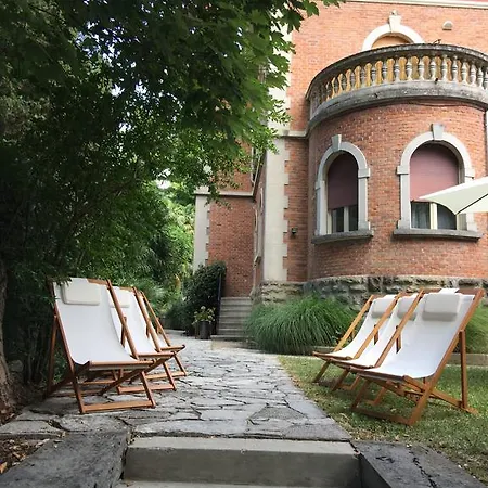 Guest house Center