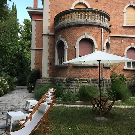 Center 포르토로즈