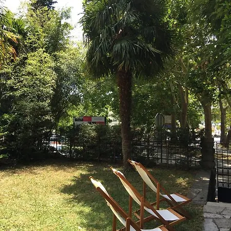 Guest house Center