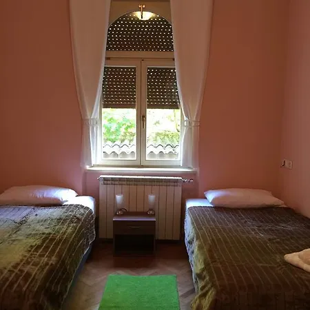 Center 포르토로즈