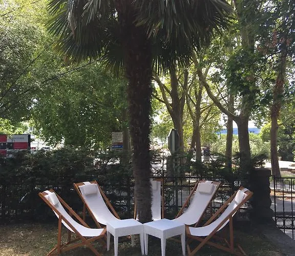 Πανσιόν Center