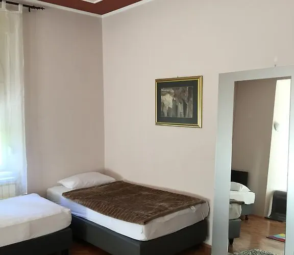 Center Πανσιόν